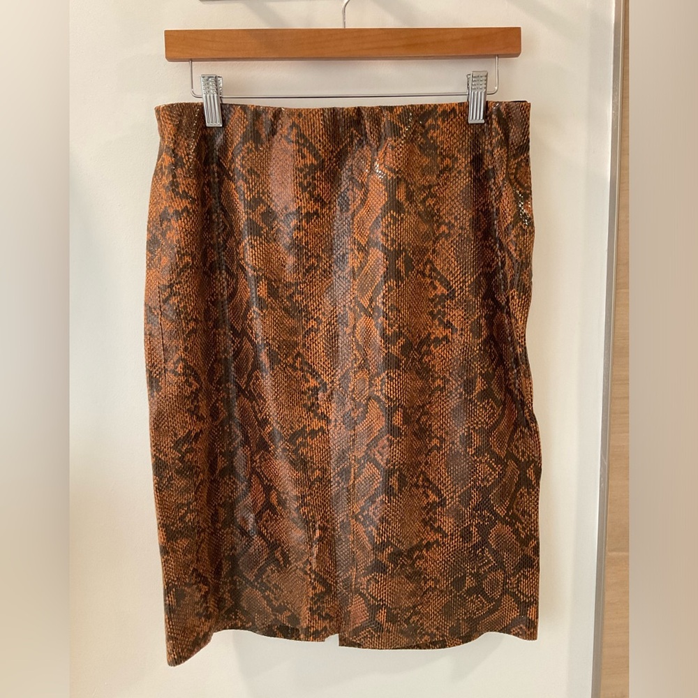 Blank NYC Faux Leather Snakeskin Skirt - Picture 2 of 11